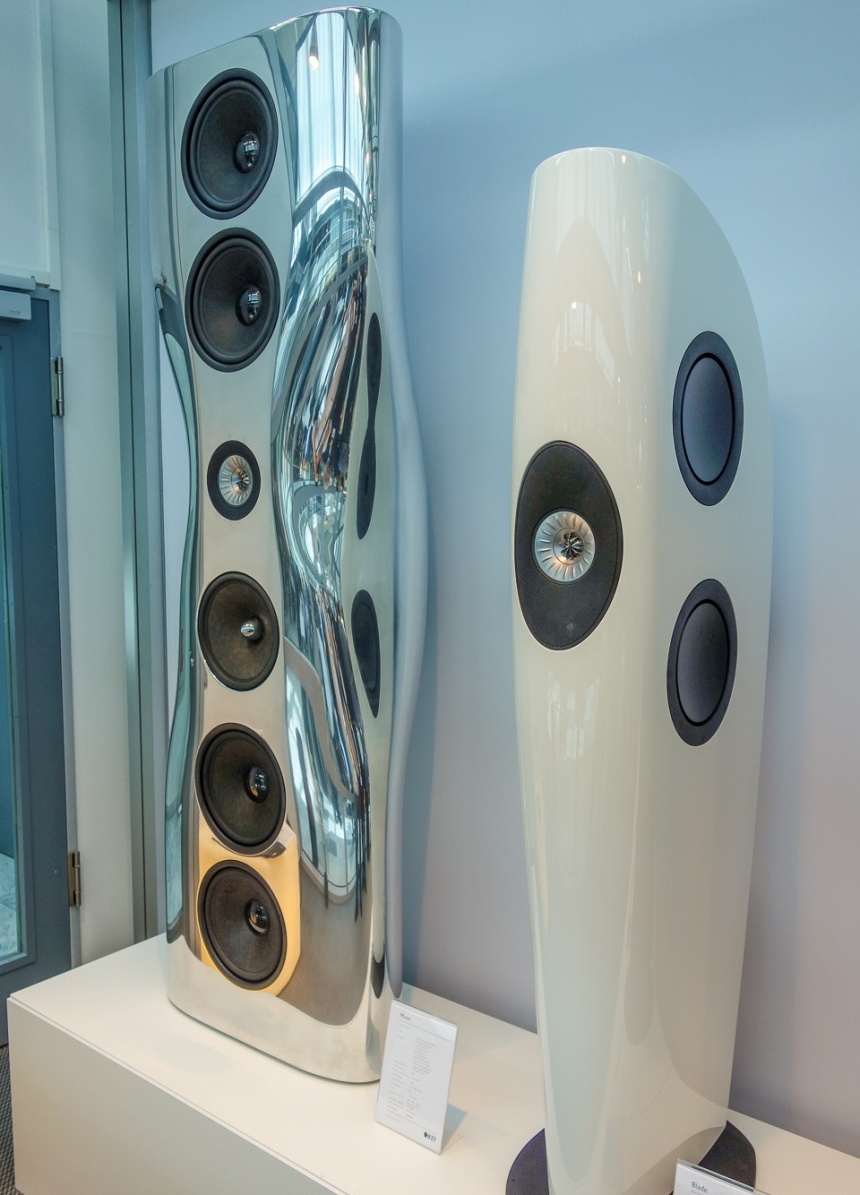 kef_blade_muon2.jpg